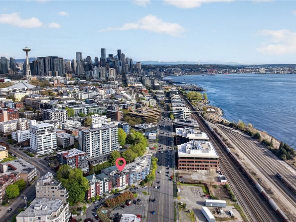 524 6th Avenue W 110, Seattle WA 98119