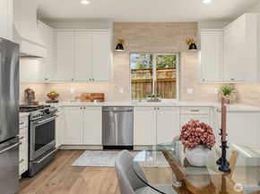 11418 NE 90th Street, Kirkland WA 98033