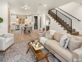 11418 NE 90th Street, Kirkland WA 98033