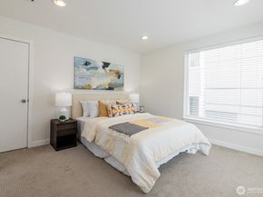 522 N 104th Street, Seattle WA 98133