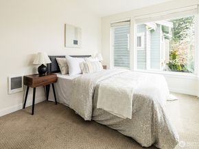 522 N 104th Street, Seattle WA 98133