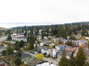 522 N 104th Street, Seattle WA 98133