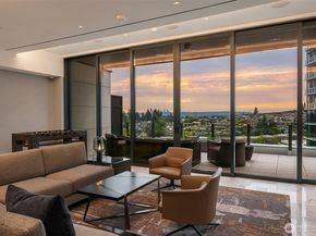 838 Avenue Square NE 1207, Bellevue WA 98004