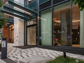 838 Avenue Square NE 1207, Bellevue WA 98004