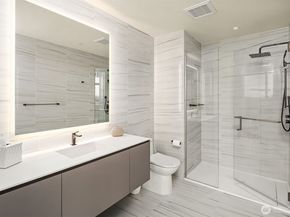 838 Avenue Square NE 1207, Bellevue WA 98004