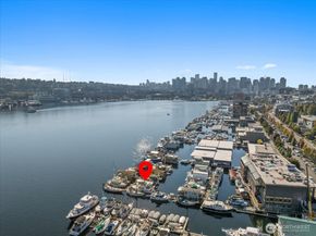 2040 Westlake Avenue N 14, Seattle WA 98109