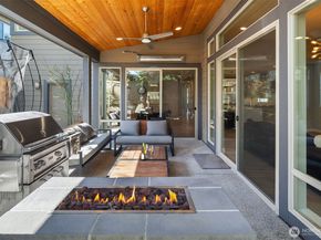7322 124th Avenue NE, Kirkland WA 98033
