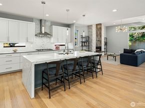 7322 124th Avenue NE, Kirkland WA 98033