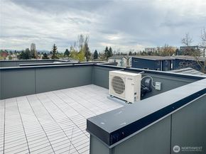 6949 42nd Avenue S, Seattle WA 98118