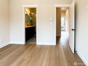 6949 42nd Avenue S, Seattle WA 98118