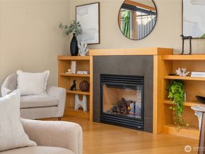 610 Vineyard Lane A302, Bainbridge Island WA 98110