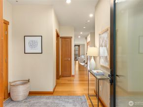 610 Vineyard Lane A302, Bainbridge Island WA 98110