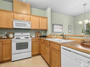 14915 38th Dr SE II1033, Bothell WA 98012