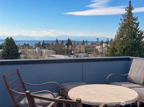 6320 41st Avenue SW A, Seattle WA 98136
