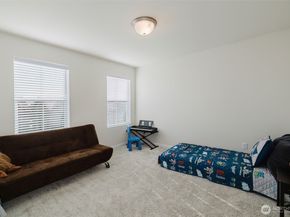 10377 Chimes Place NW, Bremerton WA 98311