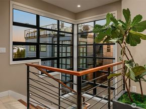 2821 Fairview Avenue E 5, Seattle WA 98102