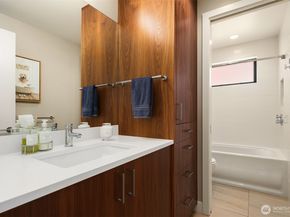 2821 Fairview Avenue E 5, Seattle WA 98102