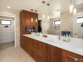 2821 Fairview Avenue E 5, Seattle WA 98102