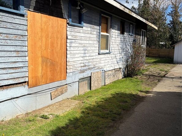 1506 Elizabeth Avenue, Bremerton WA 98337
