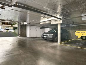 2117 N 107th Street 402, Seattle WA 98133