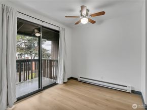 13564 37th Avenue S 37, Tukwila WA 98168