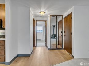 13564 37th Avenue S 37, Tukwila WA 98168