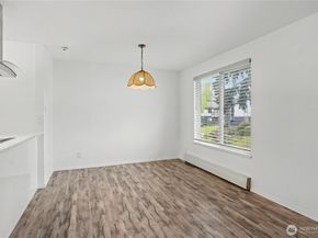 11424 SE 257th Park D202, Kent WA 98030