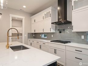 13030 75TH Place S, Seattle WA 98178