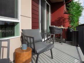 13205 NE 127th Way C, Kirkland WA 98034