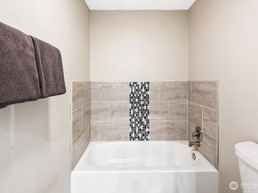 1431 NW Richmond Beach Road 1, Shoreline WA 98177