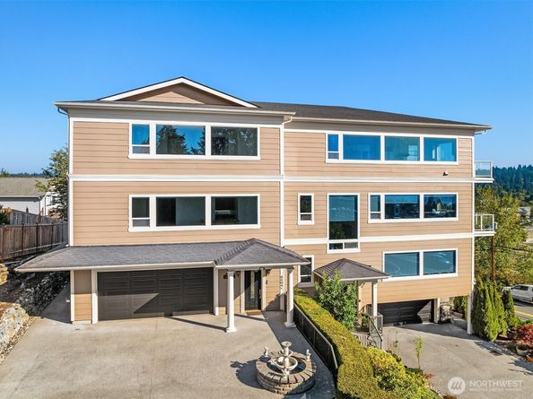 6404 NE 181st Street A, Kenmore WA 98028
