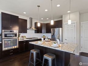 17913 38th Drive 20, Bothell WA 98012