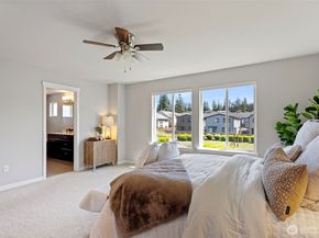 17913 38th Drive 20, Bothell WA 98012