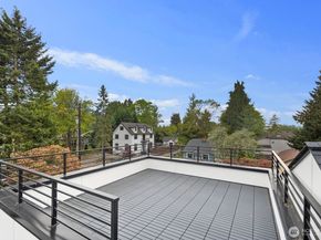 9024 Corliss Avenue N, Seattle WA 98103
