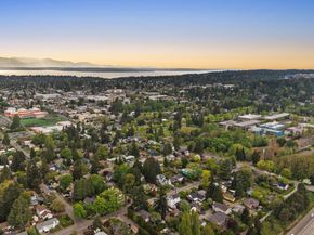 9024 Corliss Avenue N, Seattle WA 98103