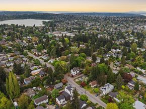9024 Corliss Avenue N, Seattle WA 98103