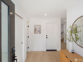 9024 Corliss Avenue N, Seattle WA 98103