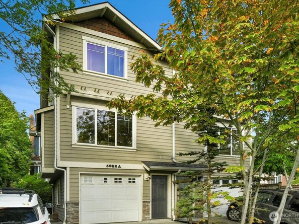 5252 12th Avenue NE A, Seattle WA 98105