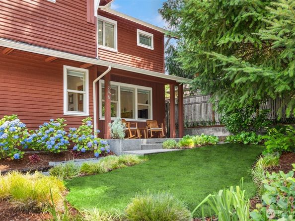9246 Fletcher Bay Road NE, Bainbridge Island WA 98110