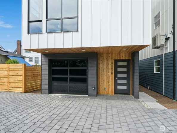 9242 Dayton Avenue N B, Seattle WA 98103