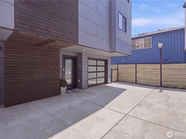 6714 Mary Avenue NW A, Seattle WA 98117