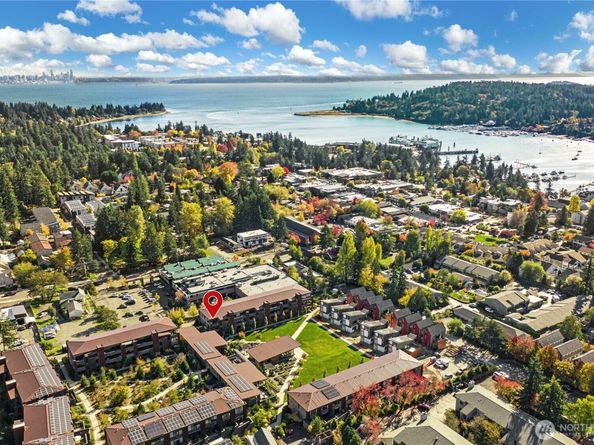 363 Ambrose Lane NW L301, Bainbridge Island WA 98110