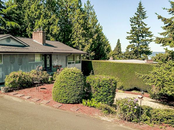 425 SW 183rd Street, Normandy Park WA 98166