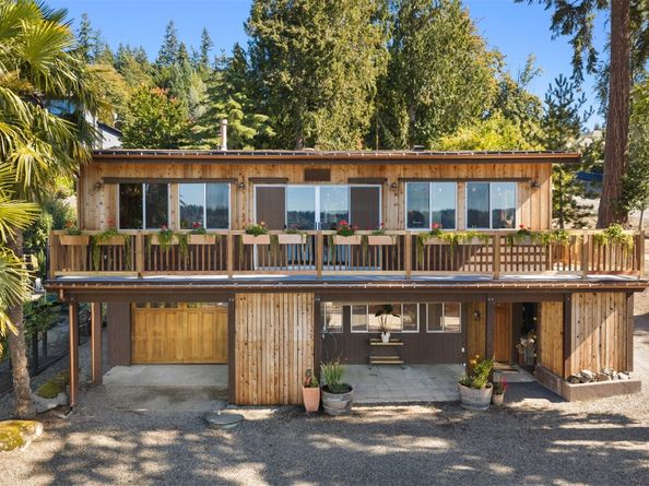 2717 E Lake Sammamish Parkway SE, Sammamish WA 98075