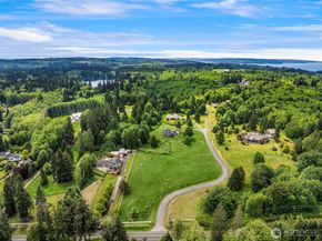 39170 NE No Name Place, Hansville WA 98340
