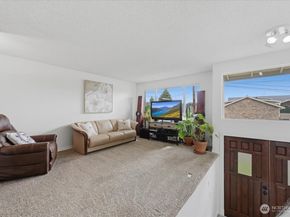 11314 E Ibberson Drive, Everett WA 98208