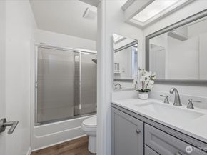 11314 E Ibberson Drive, Everett WA 98208