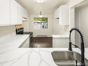 170 Newport Way NW D31, Issaquah WA 98027