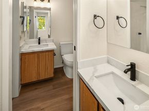 170 Newport Way NW D31, Issaquah WA 98027
