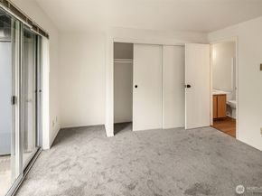 170 Newport Way NW D31, Issaquah WA 98027